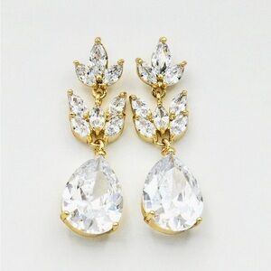 Simple & Elegant Gold Plated AAA+ Zircon Teardrop Bridal Prom Earrings